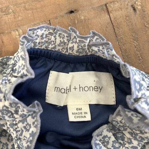 Mabel + honey blue ditzy floral romper - Picture 4 of 6